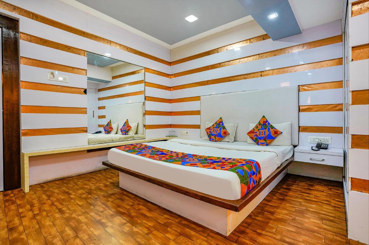 Hôtel Fabexpress Vinyasa Residency à Bhayandar Extérieur photo