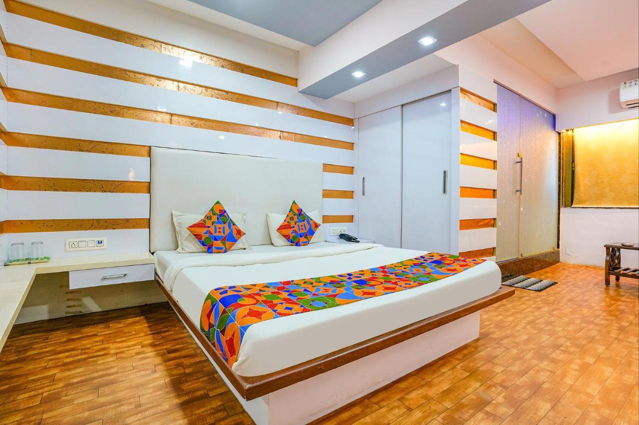 Hôtel Fabexpress Vinyasa Residency à Bhayandar Extérieur photo