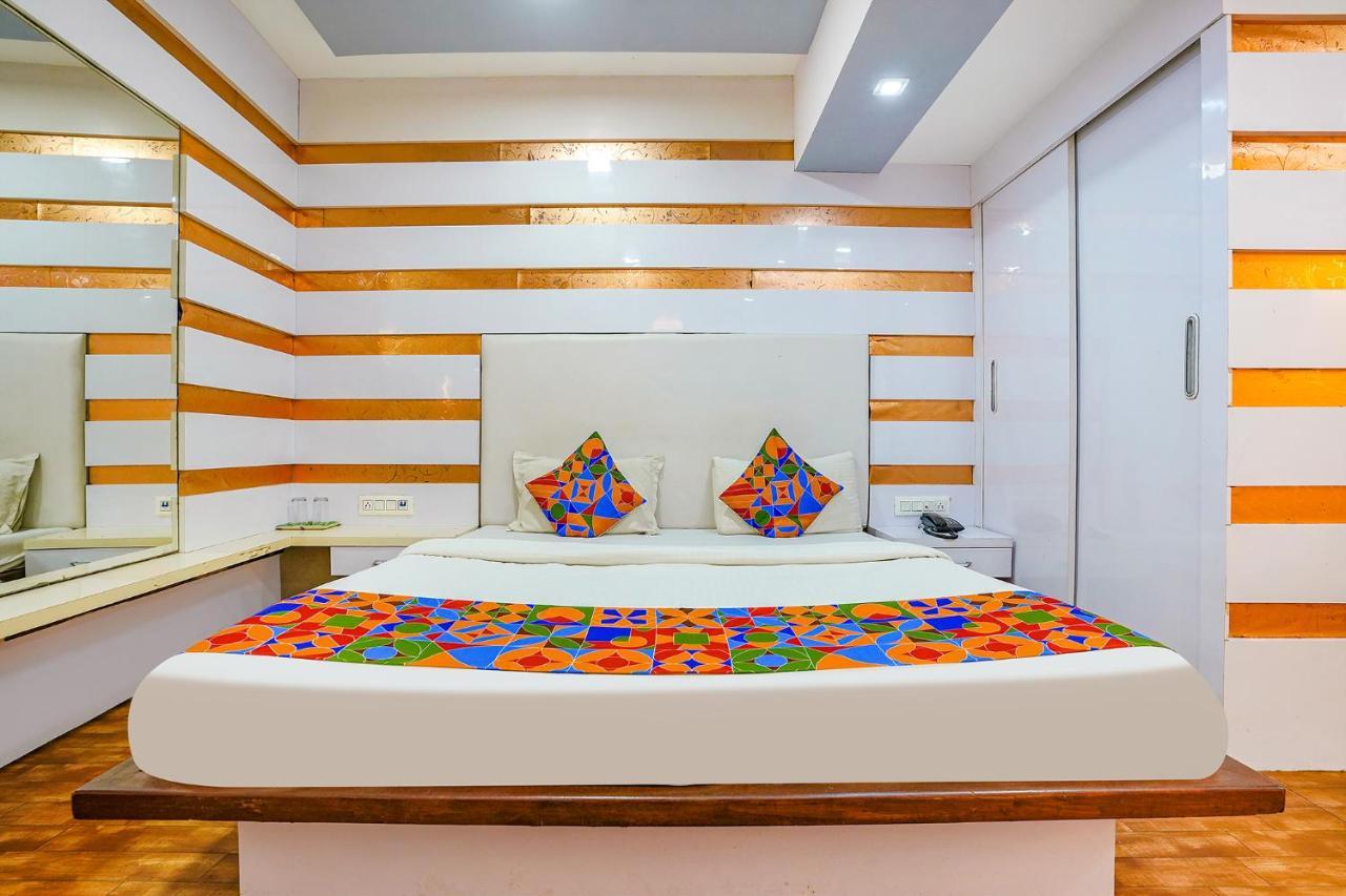 Hôtel Fabexpress Vinyasa Residency à Bhayandar Extérieur photo